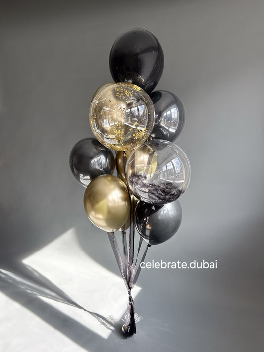 Balloon Arrangement In Black And Gold