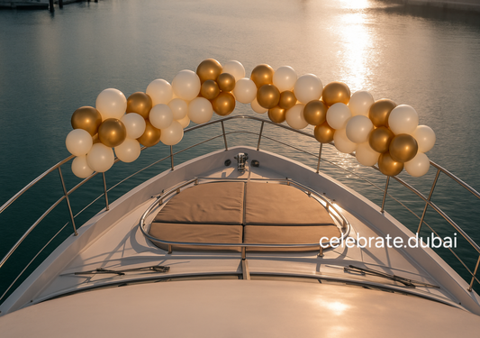 Yacht Exterior Balloon Decoration: Front